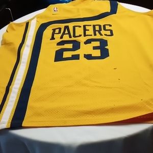 Pacers jersey Artest 23